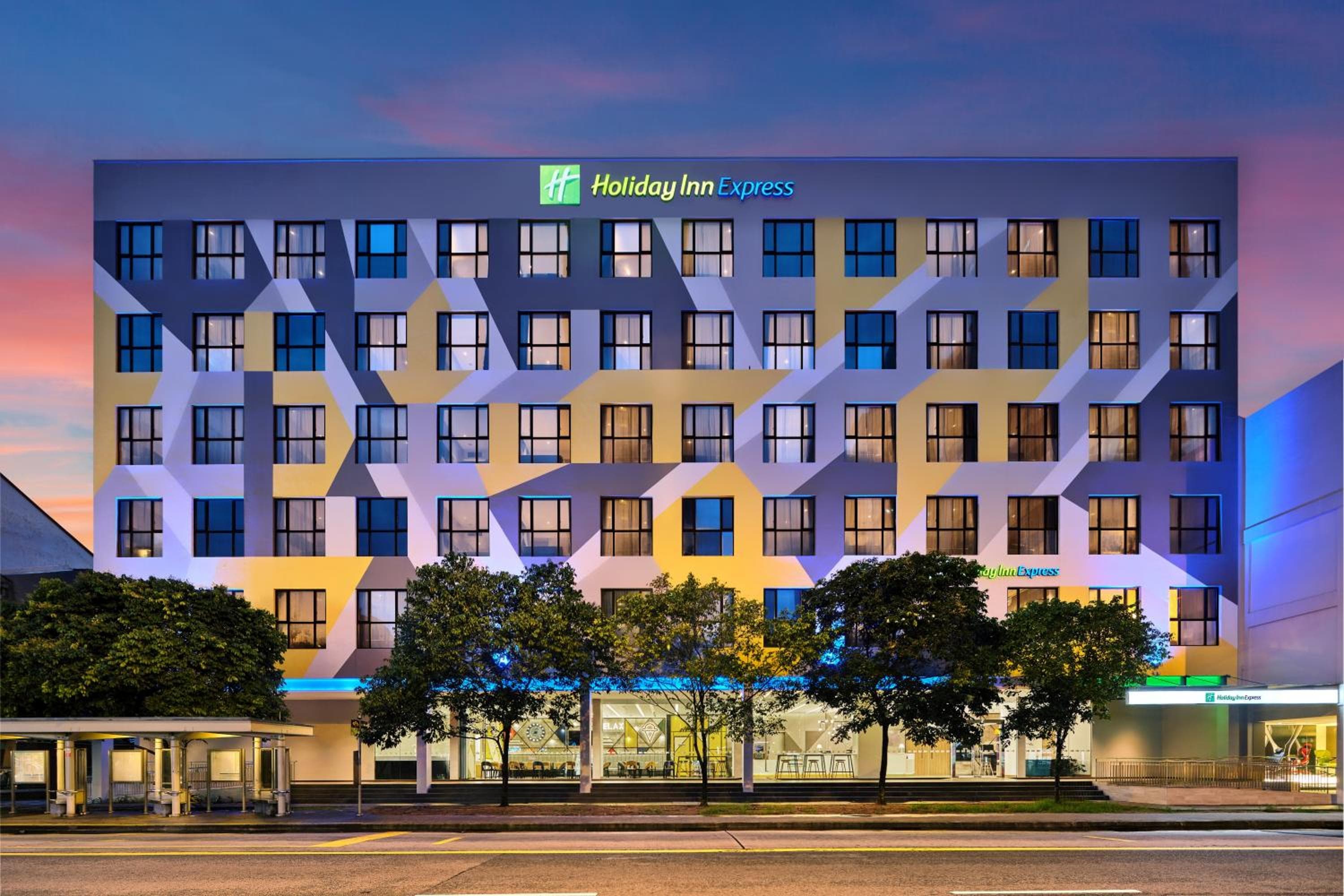 holiday inn express serangoon
