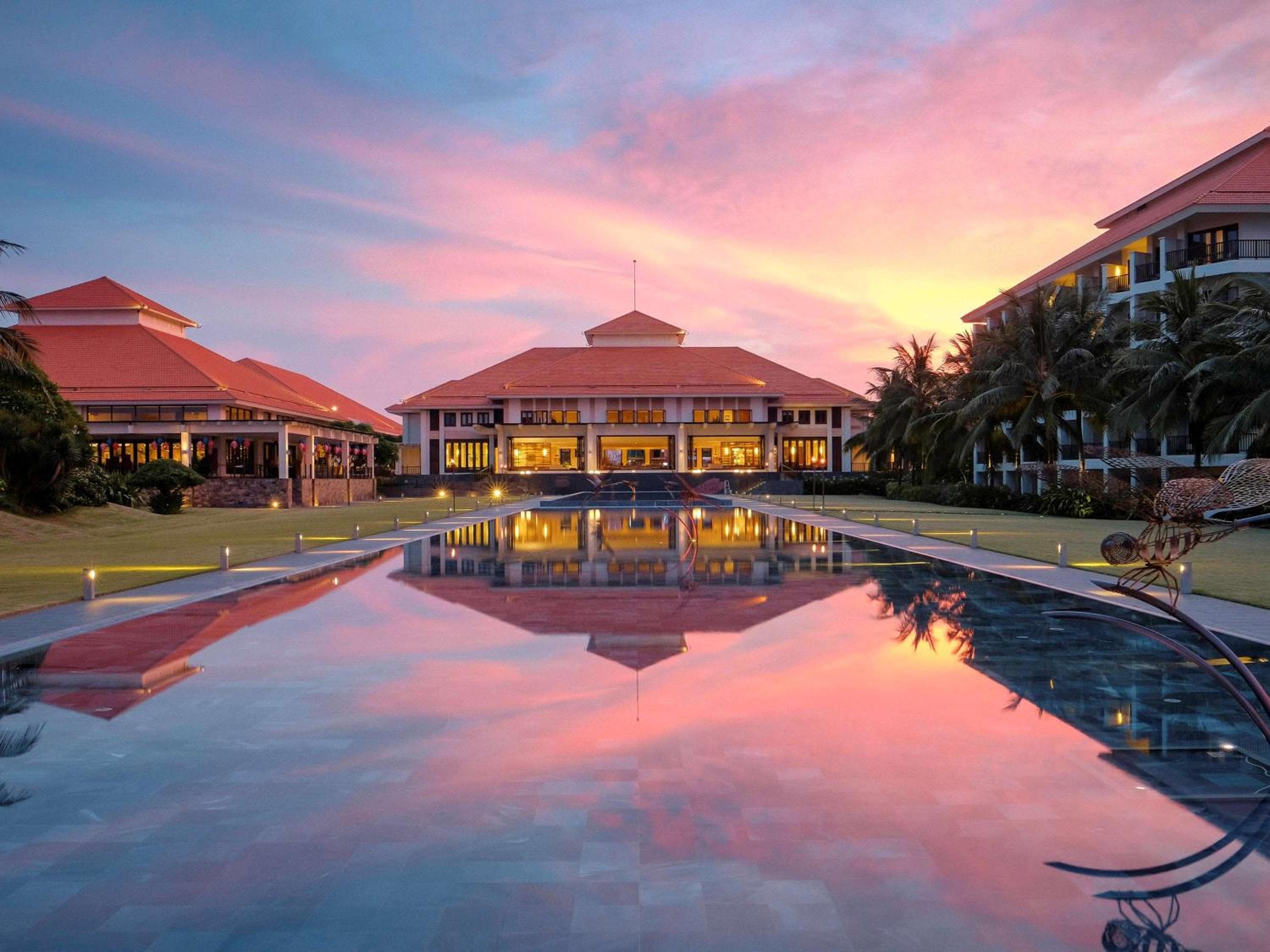 pullman danang beach resort