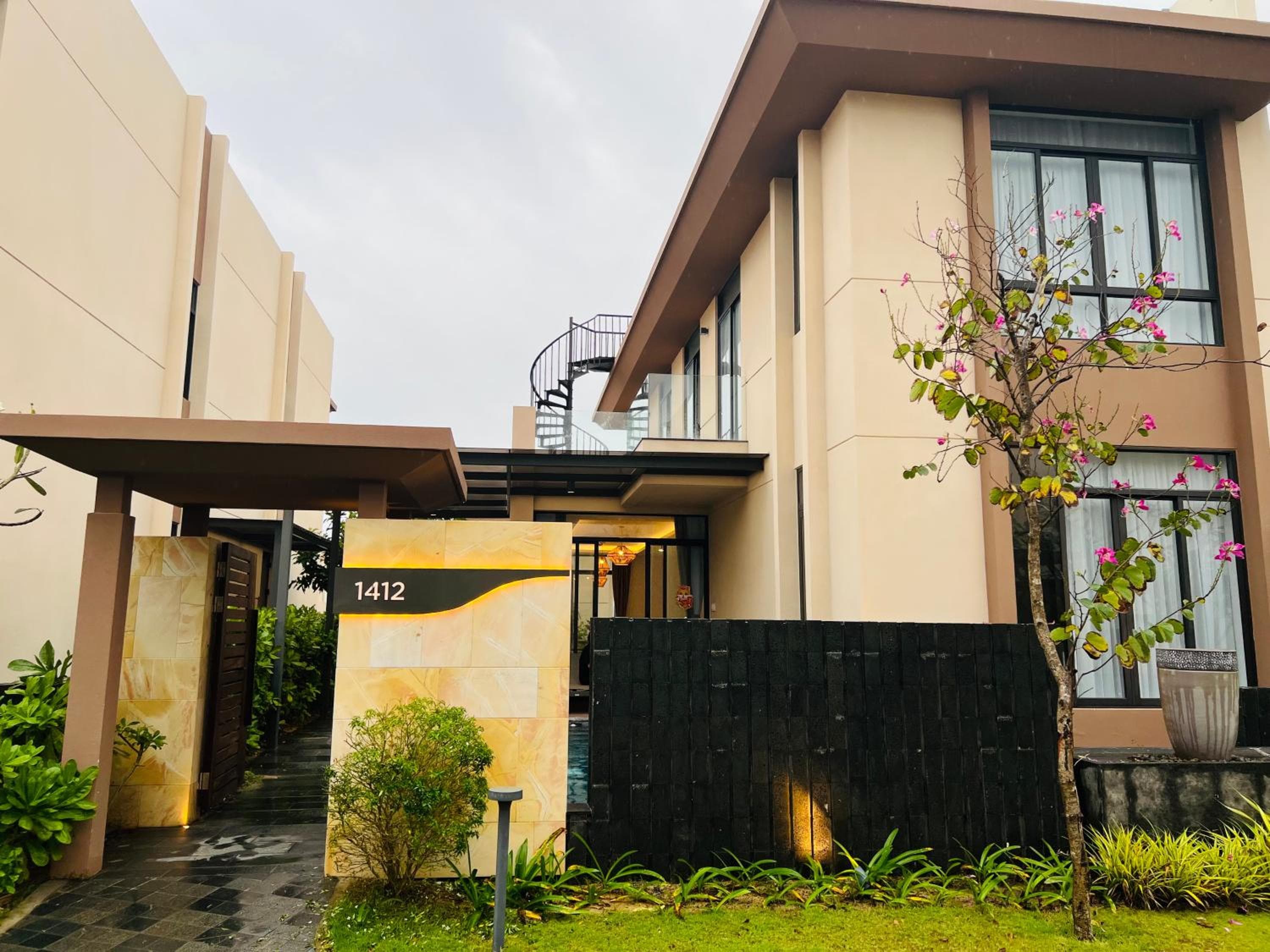wyndham cam ranh villa 1412
