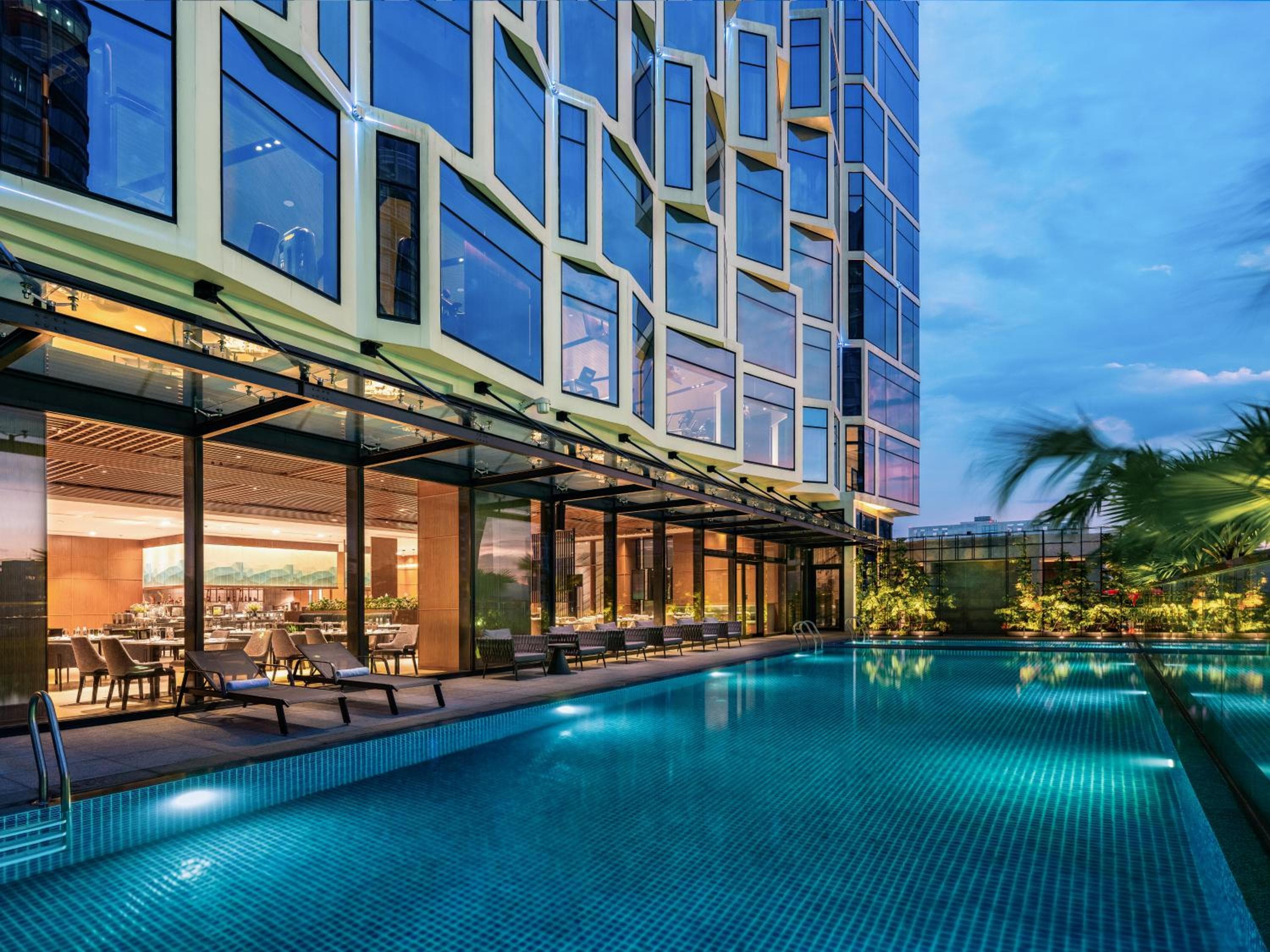 crowne plaza danang city centre