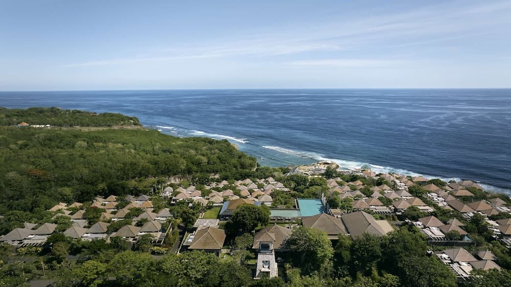 umana, lxr hotels & resorts