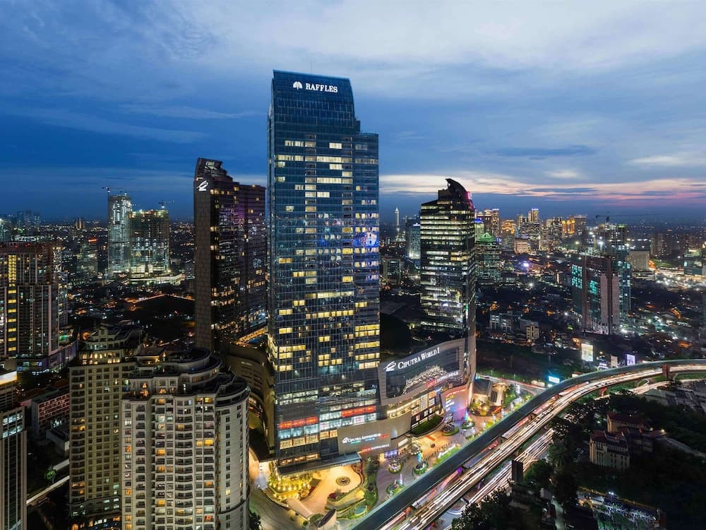 raffles jakarta