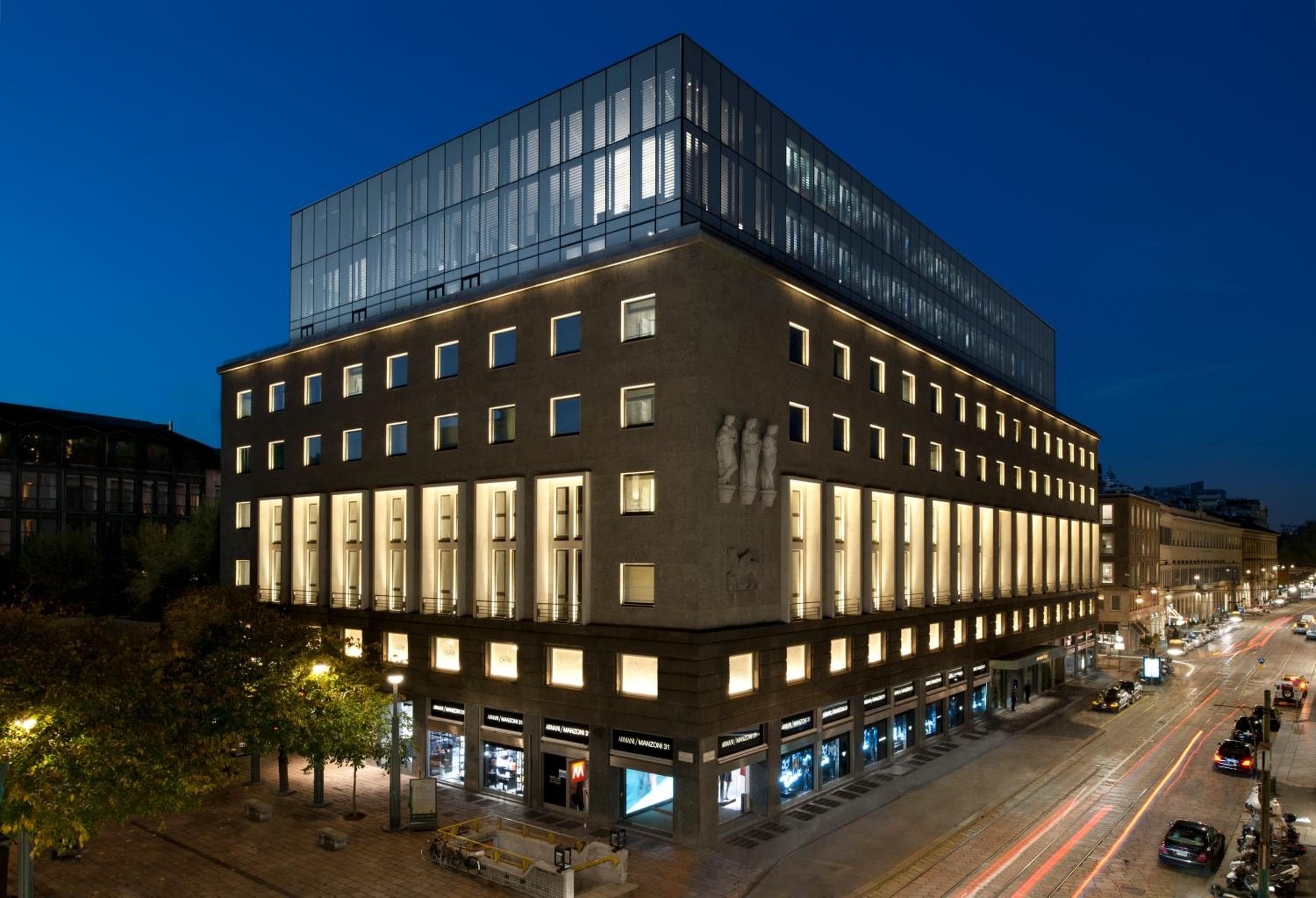 armani hotel milano