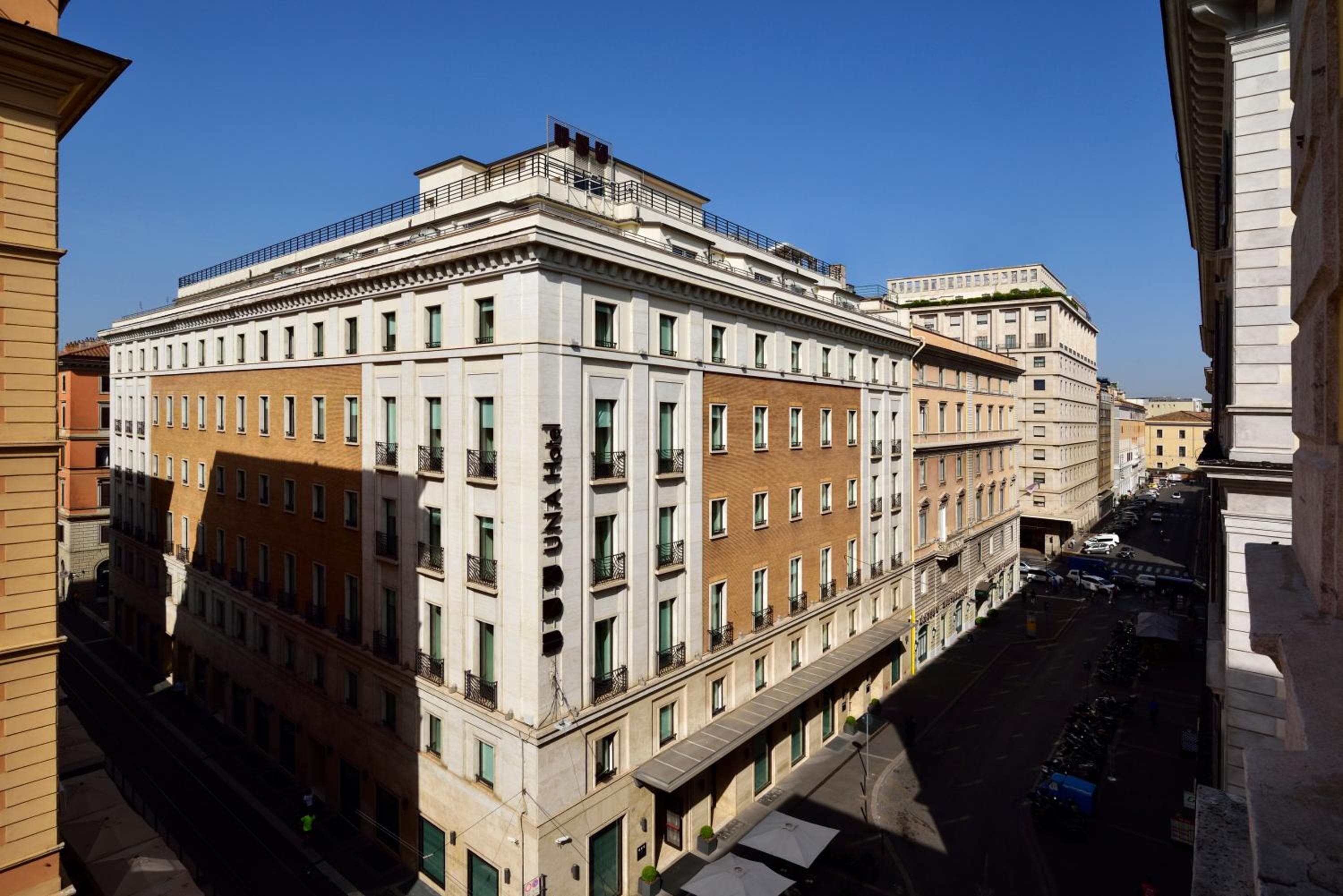 una hotels decò