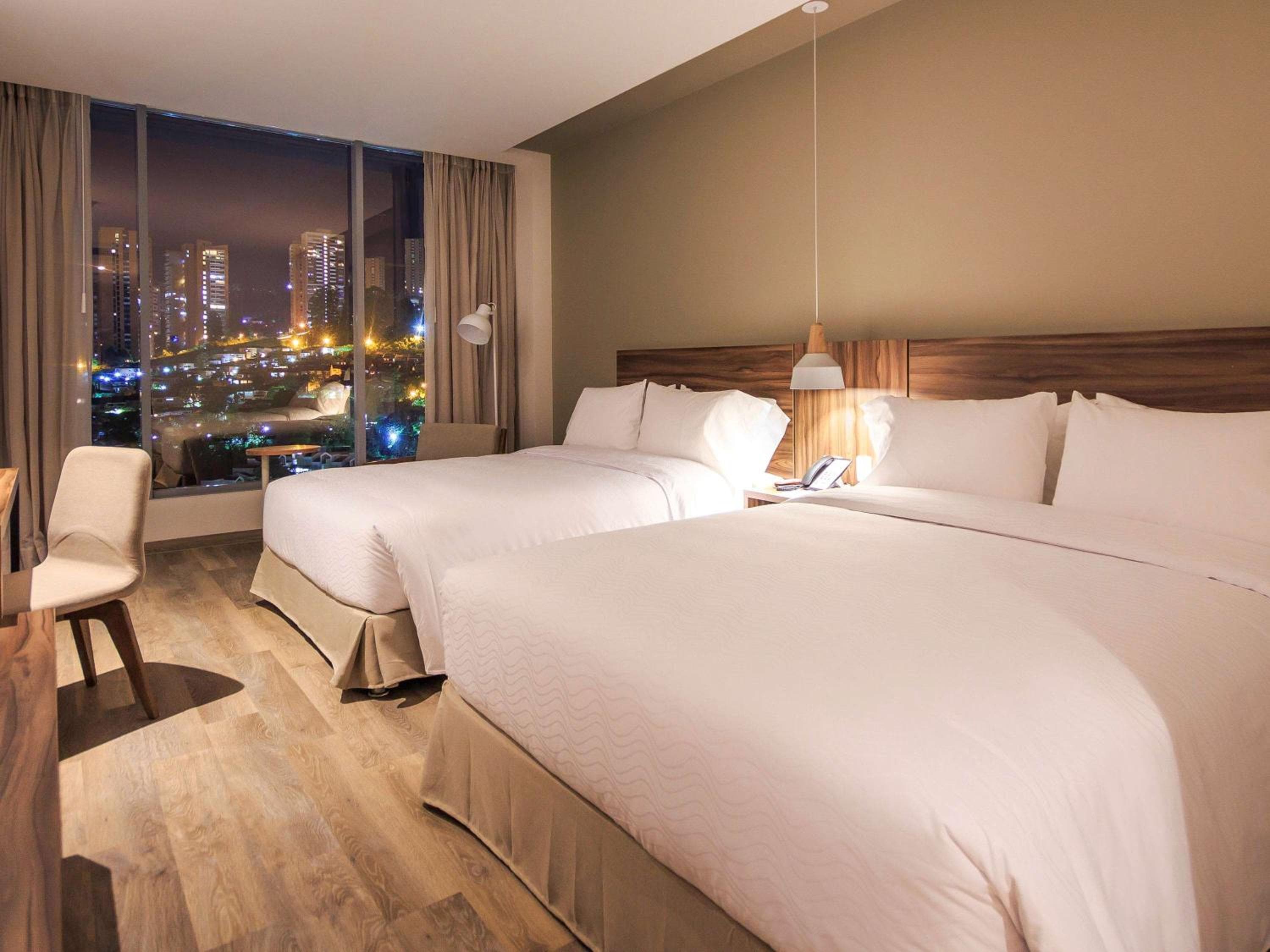 novotel el tesoro