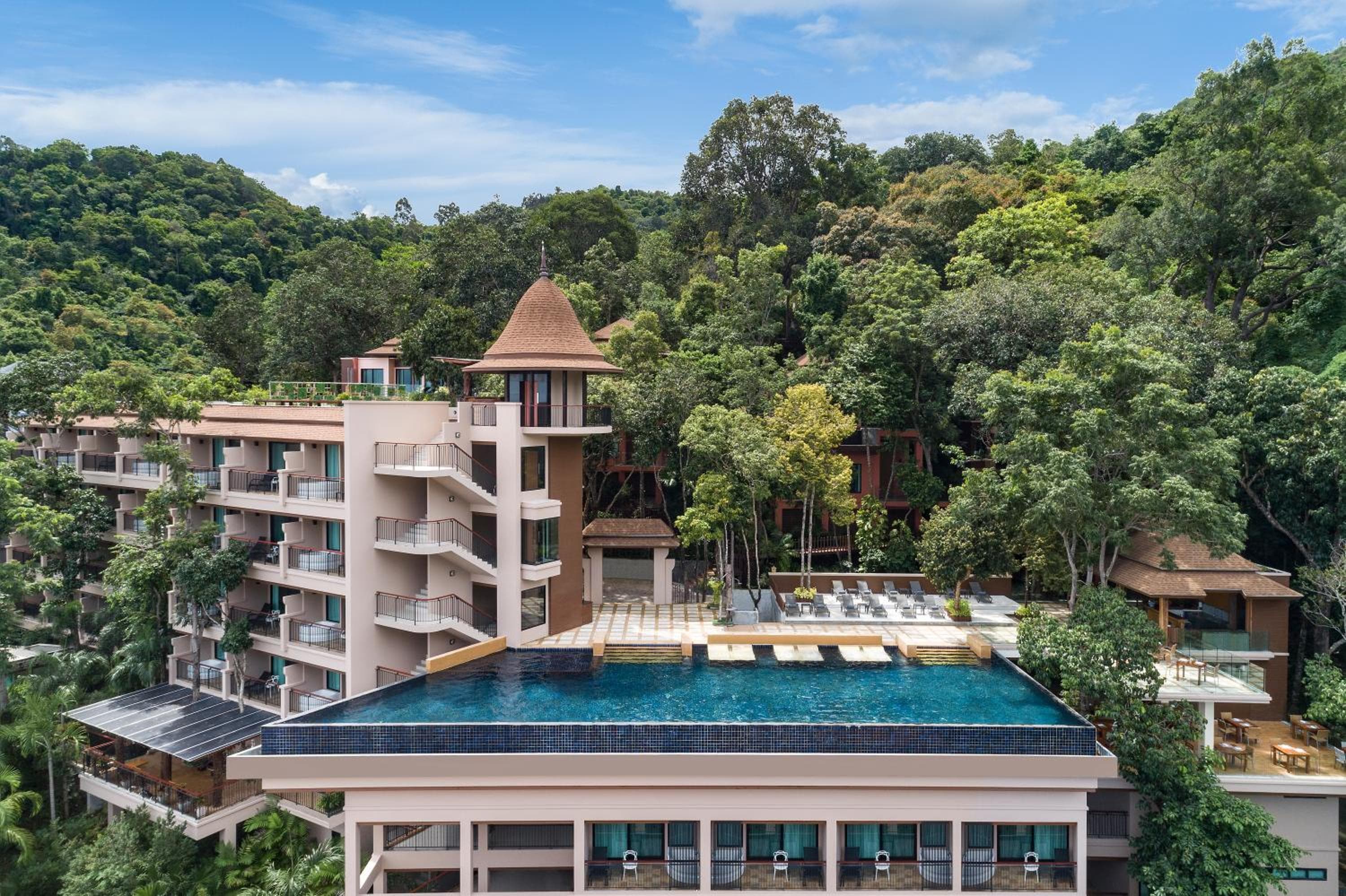 avani ao nang cliff resort