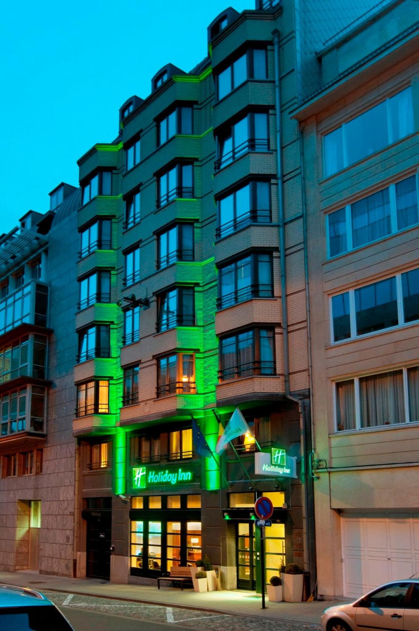 holiday inn schuman