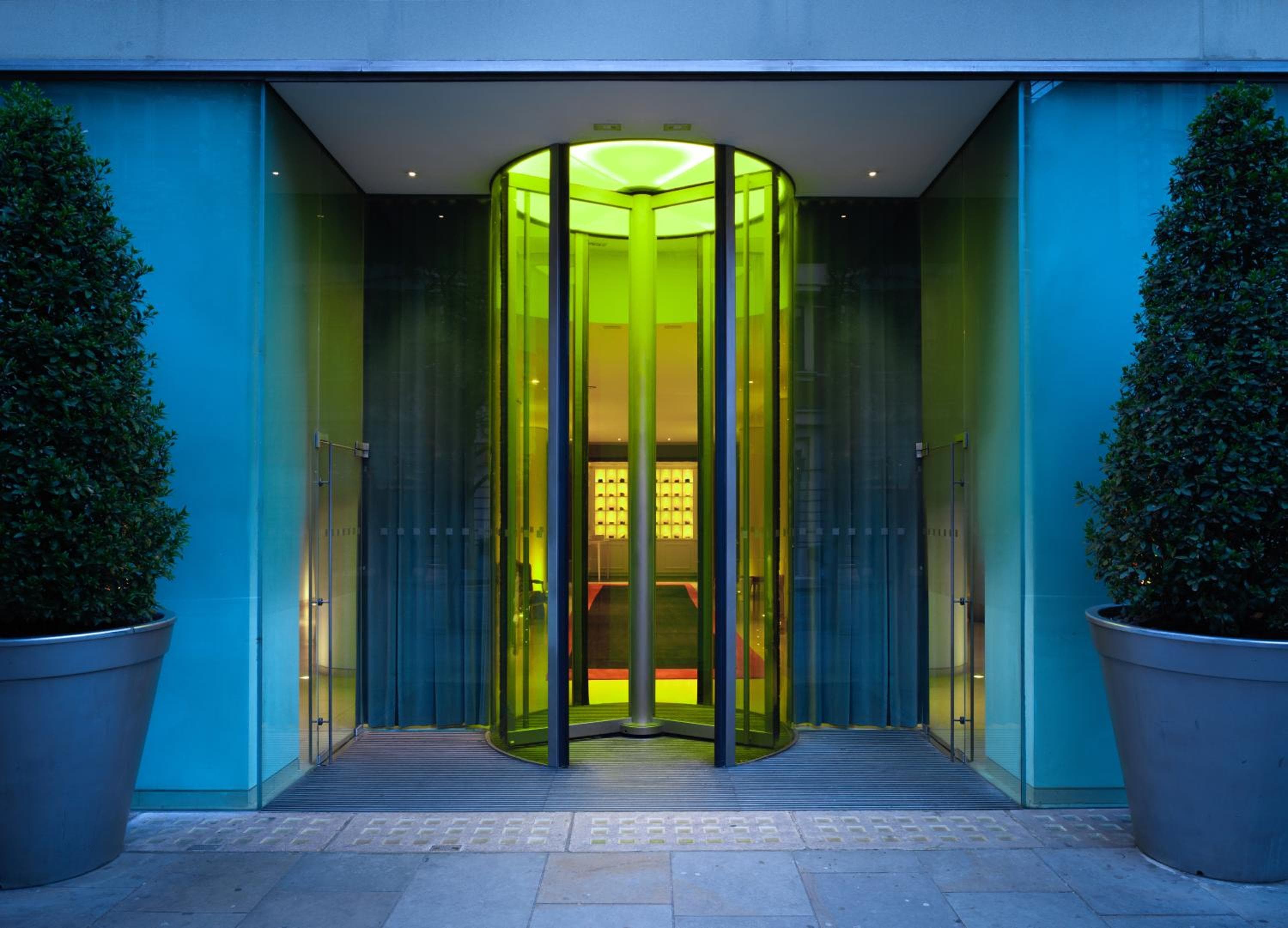 st martins lane