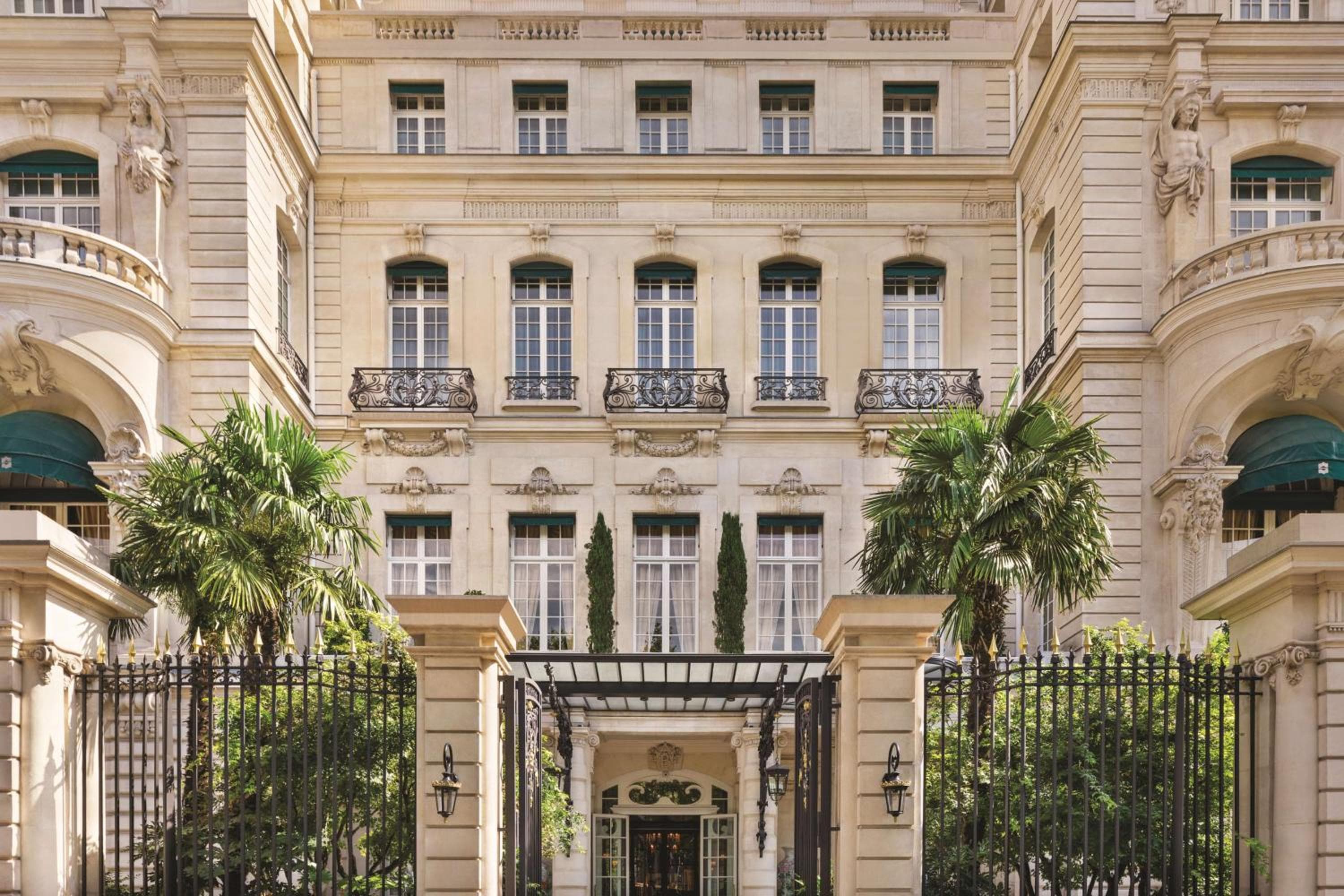 shangri-la paris