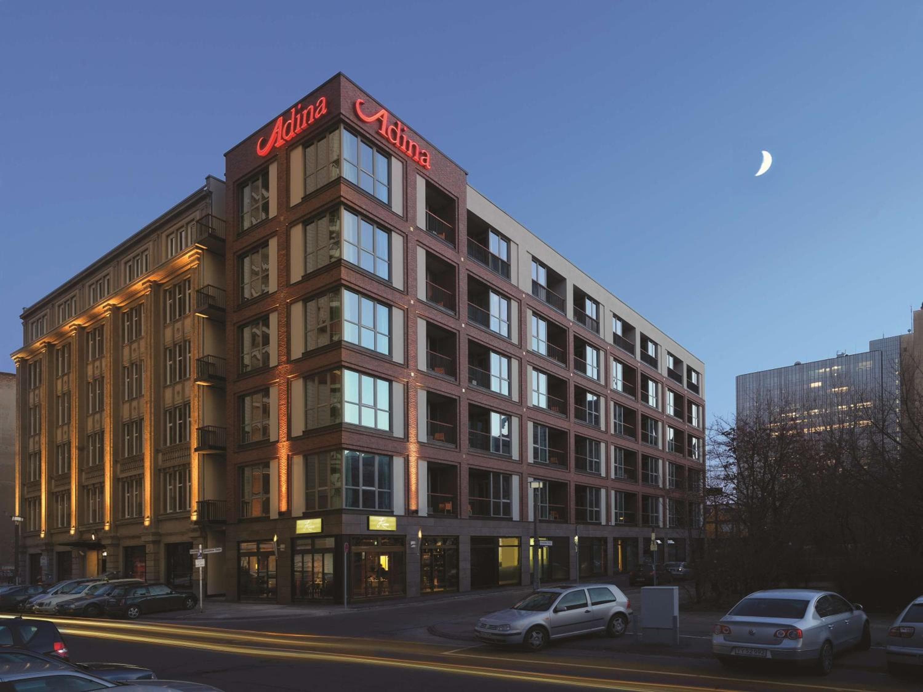 adina apartment hotel checkpoint charlie