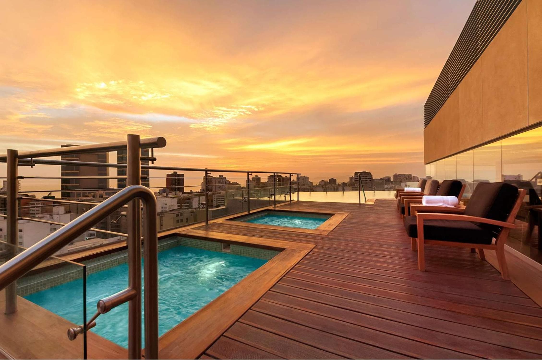 hilton miraflores