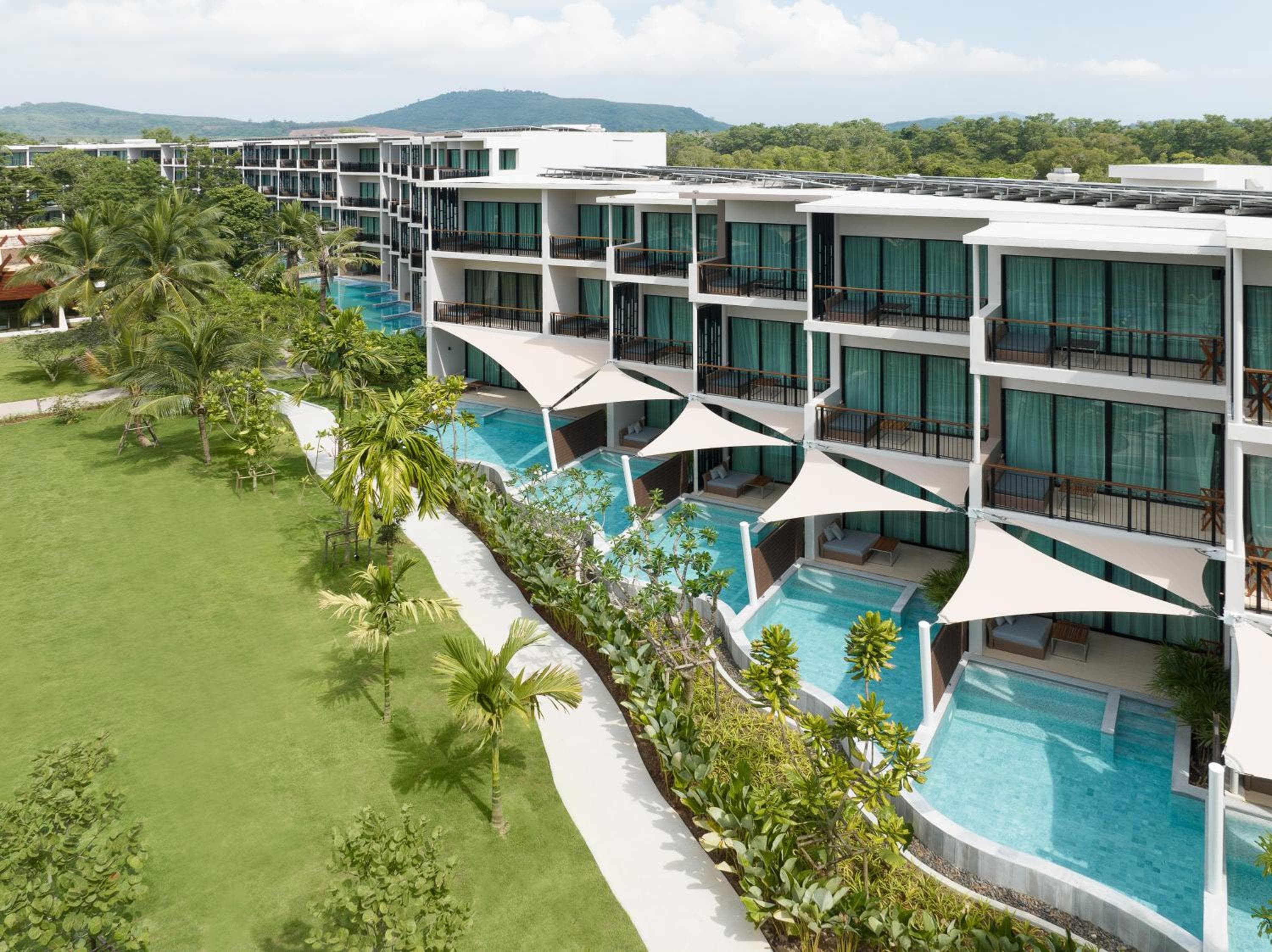 le méridien phuket mai khao beach resort