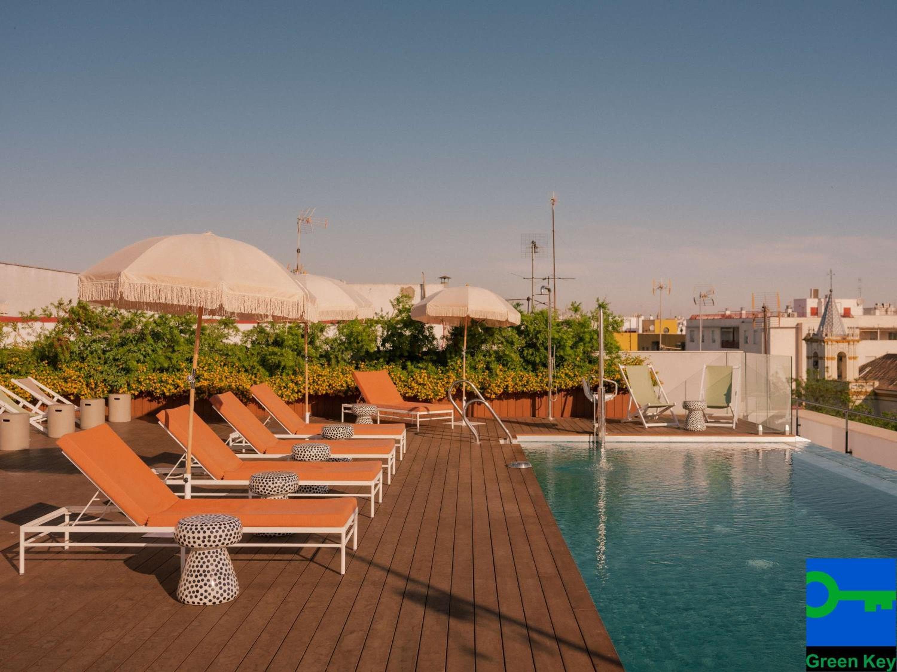 ibis styles santa justa