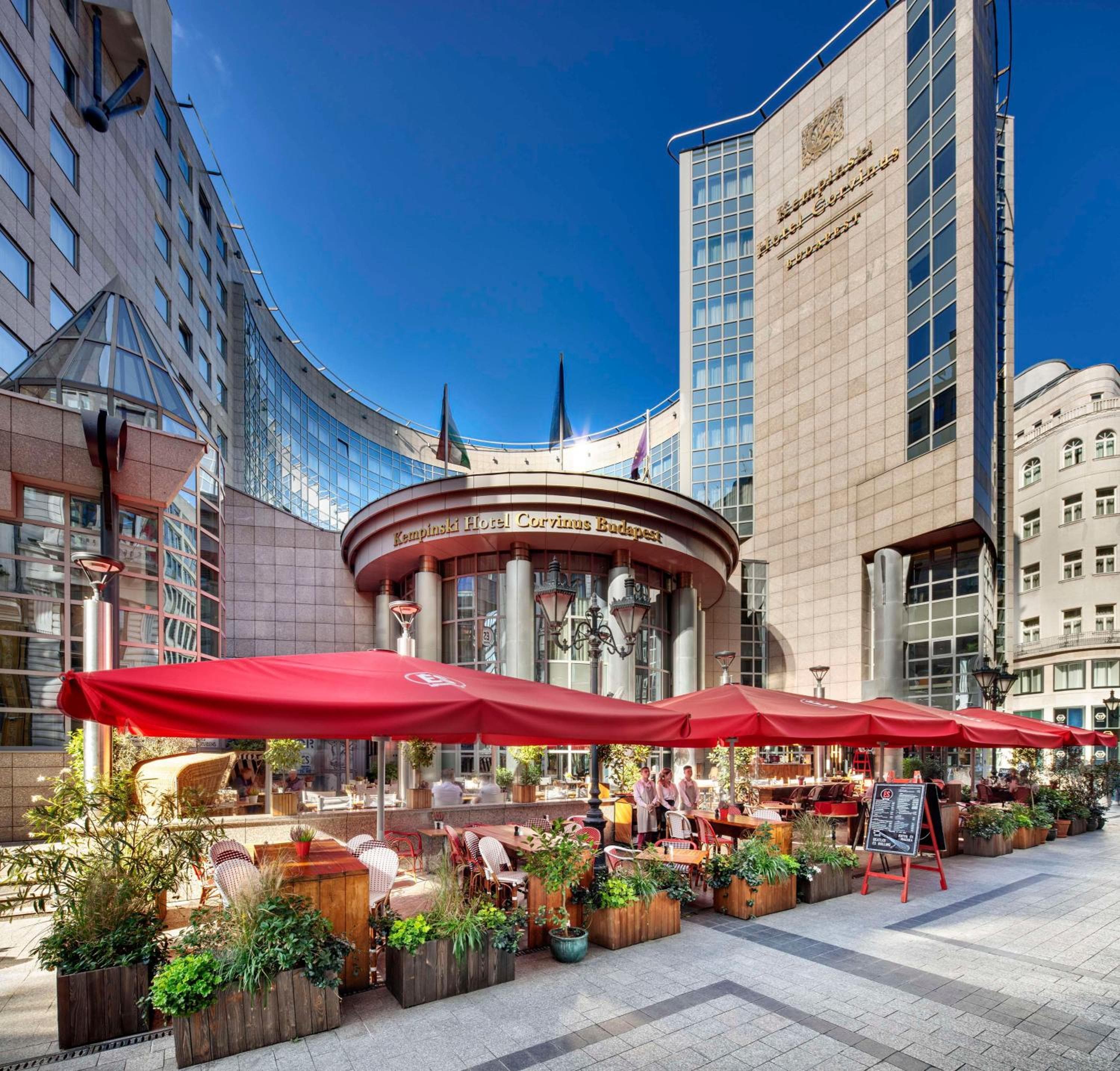 kempinski hotel corvinus