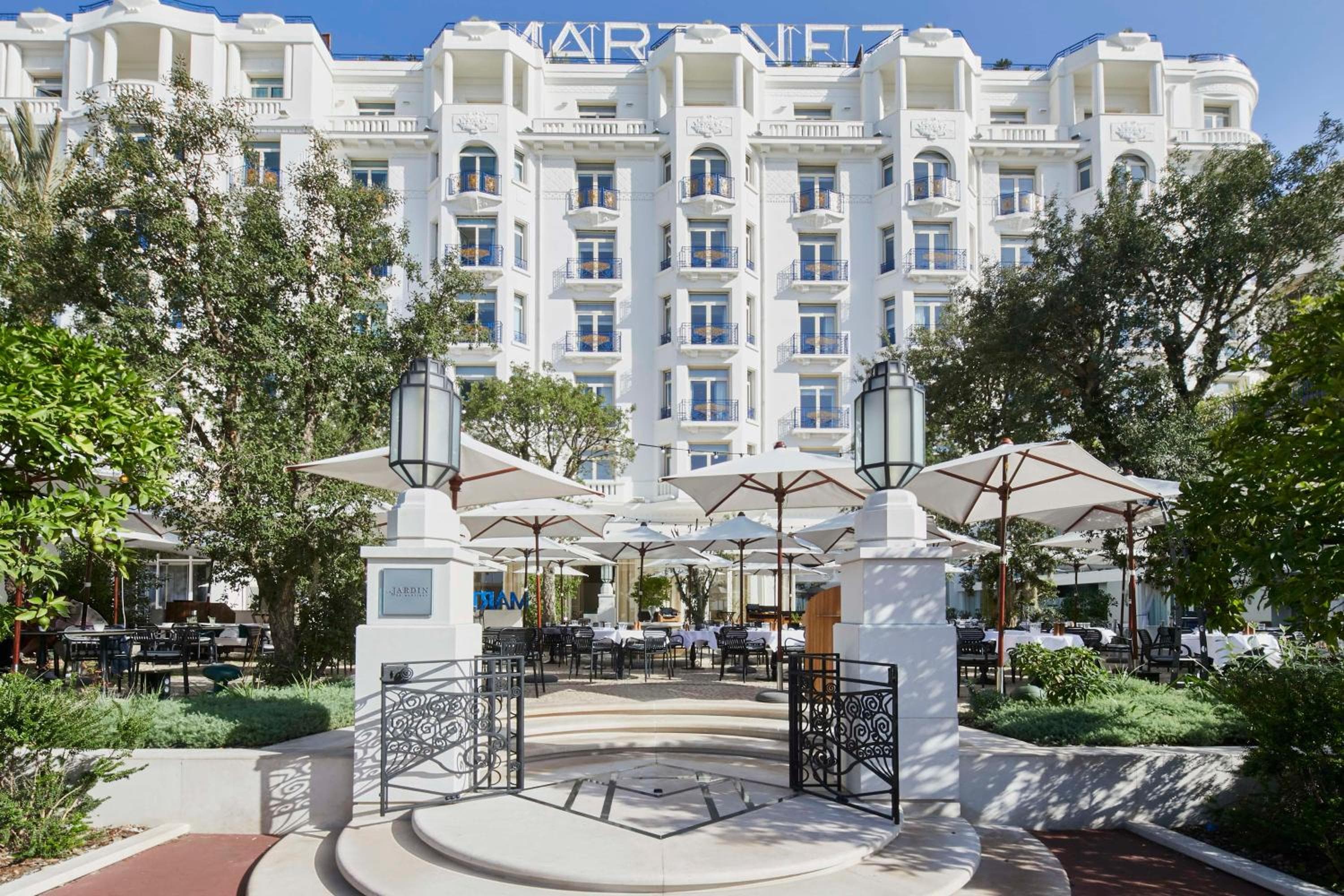 hôtel martinez, in the unbound collection
