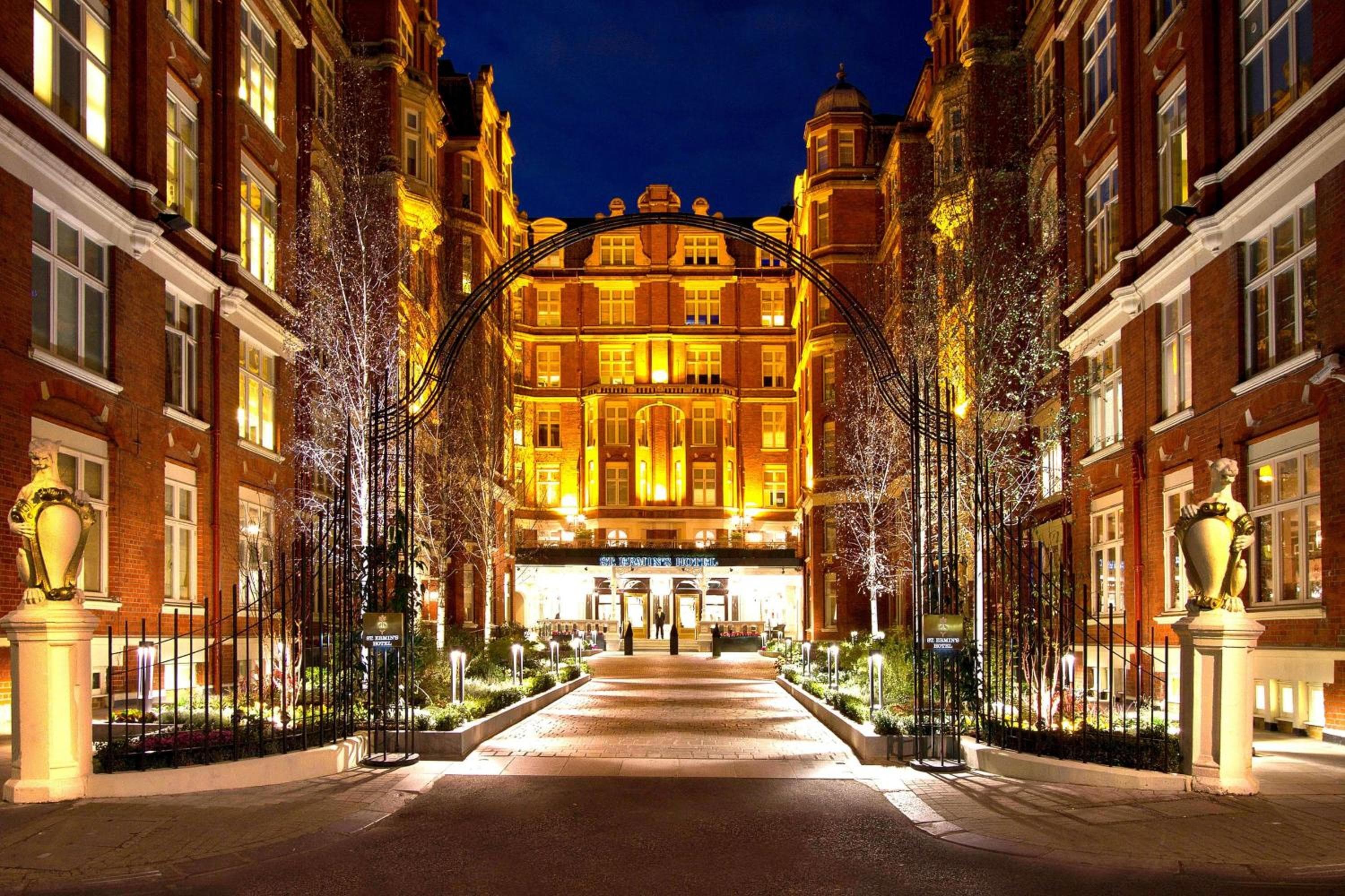 st. ermin's hotel, autograph collection