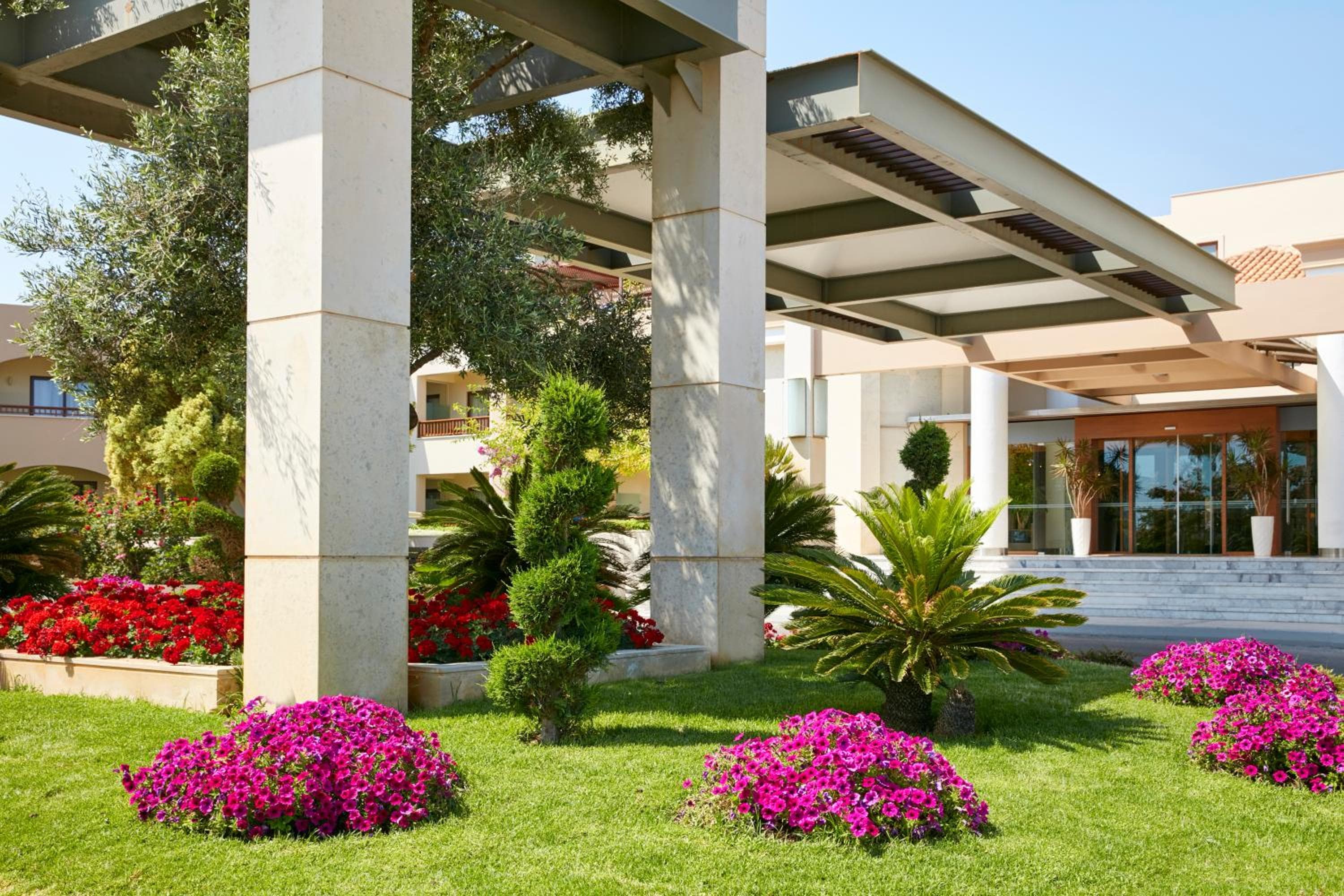 minoa palace resort
