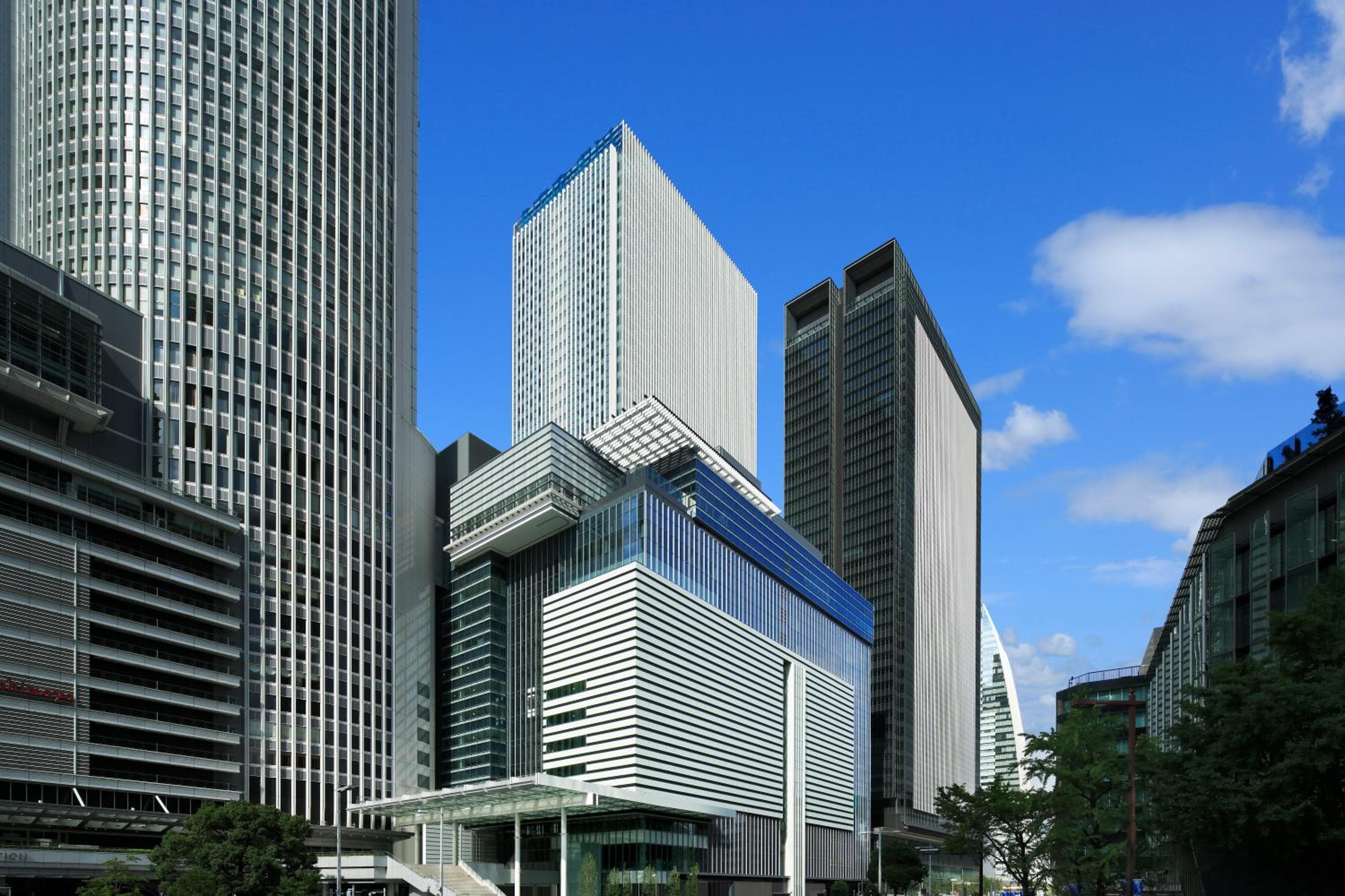 jr gate tower hotel