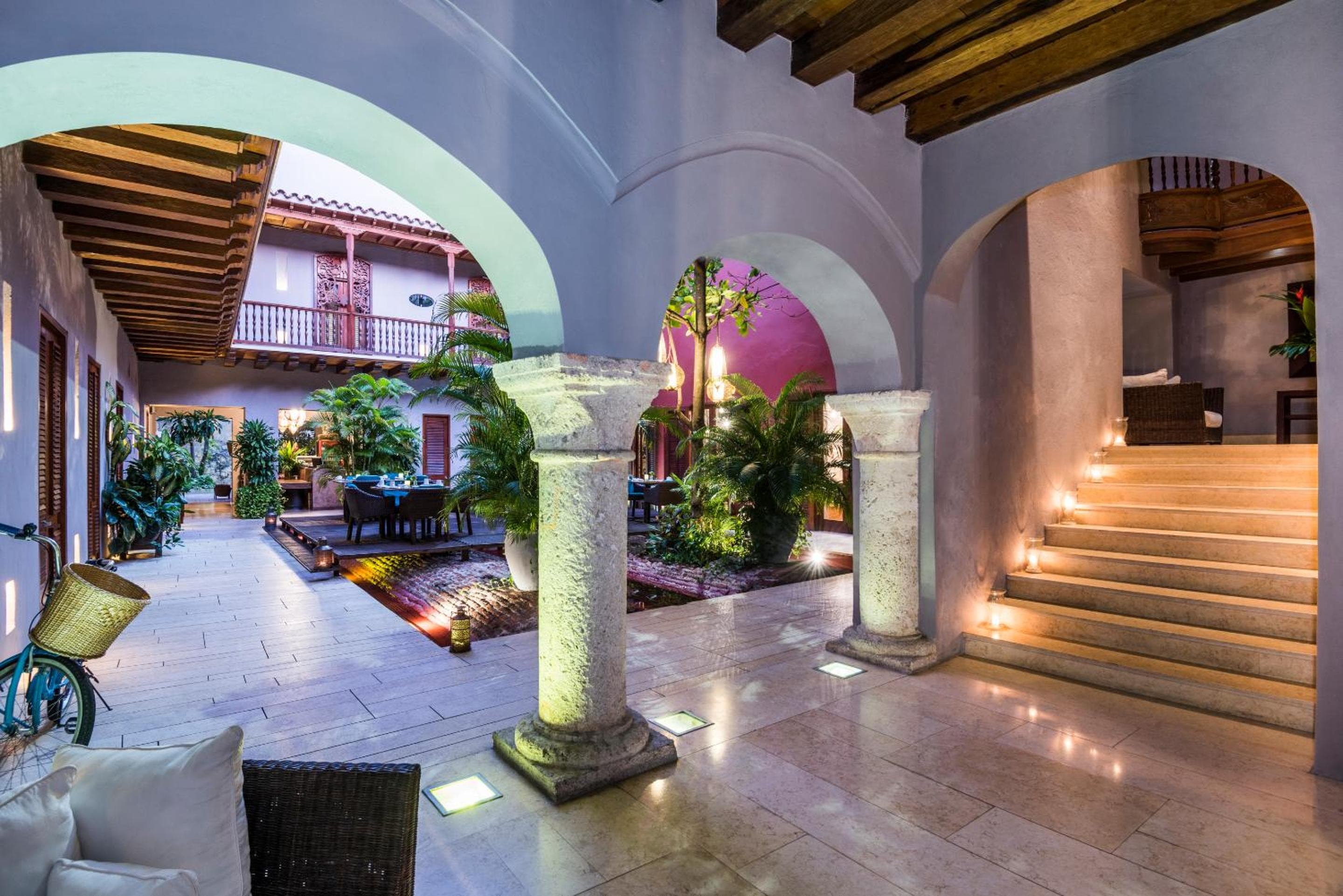 ananda hotel boutique