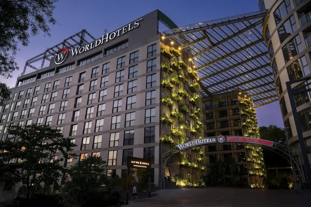 worldhotels long beach resort