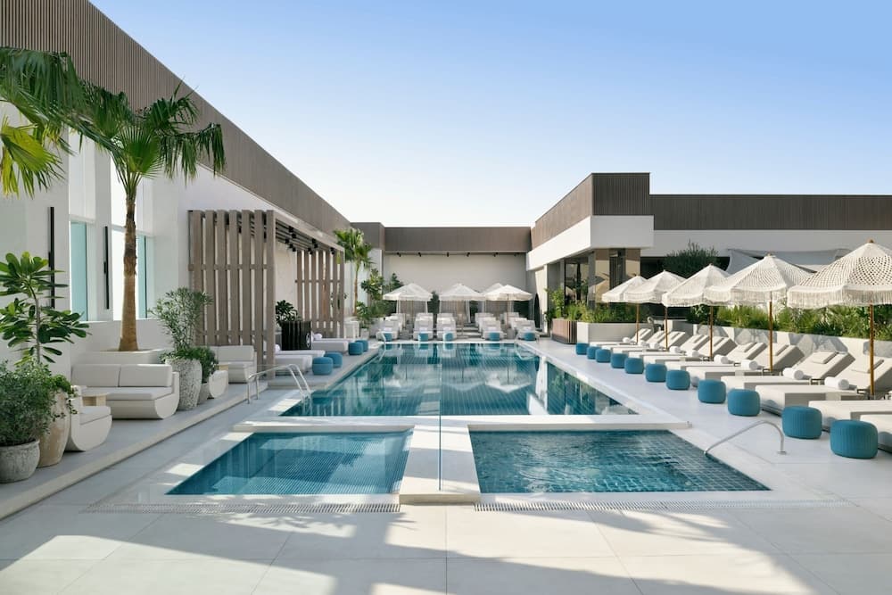 sheraton grand hotel, dubai