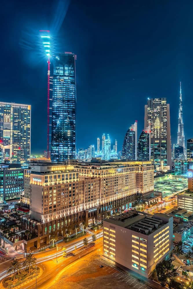 the ritz-carlton, dubai international financial centre