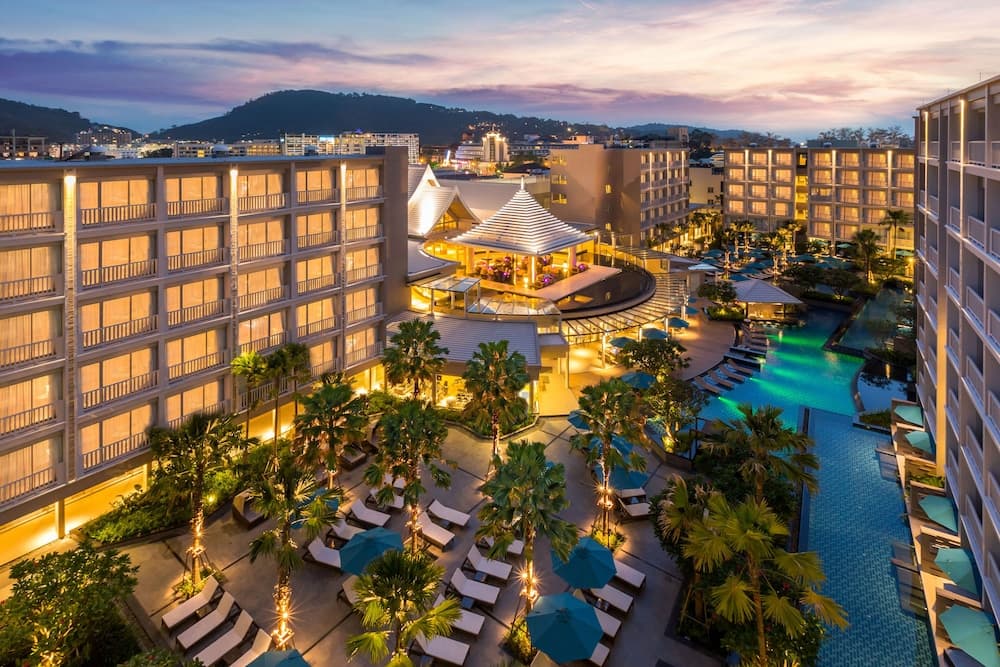 grand mercure patong